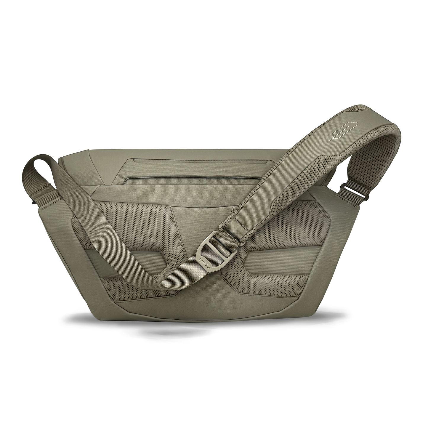RĀVEN 12L Messenger Bag
