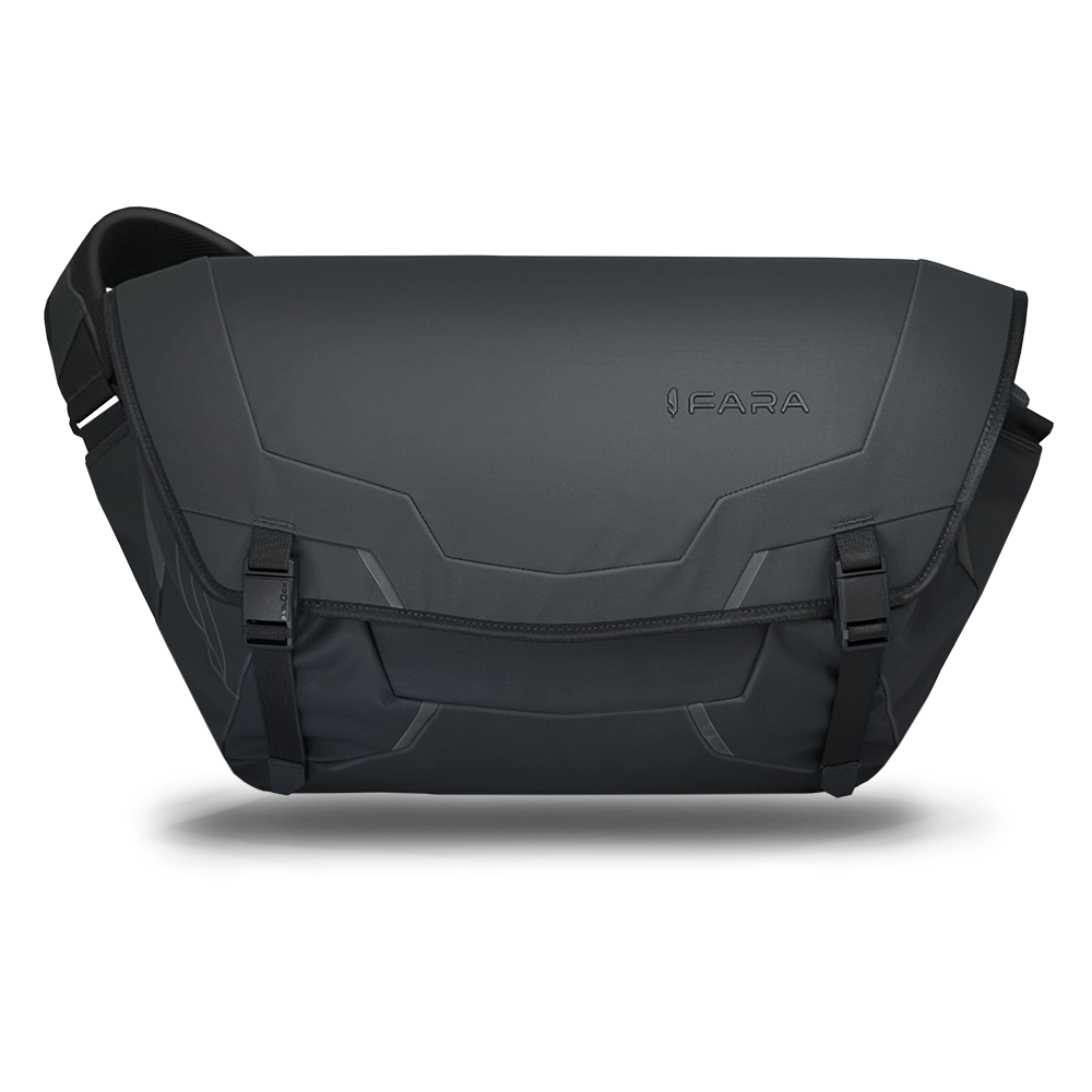 RĀVEN 12L Messenger Bag