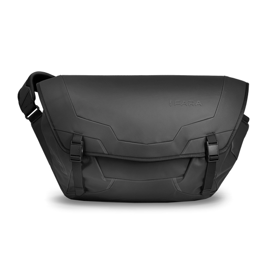 ["RĀVEN 16L Messenger Bag"]