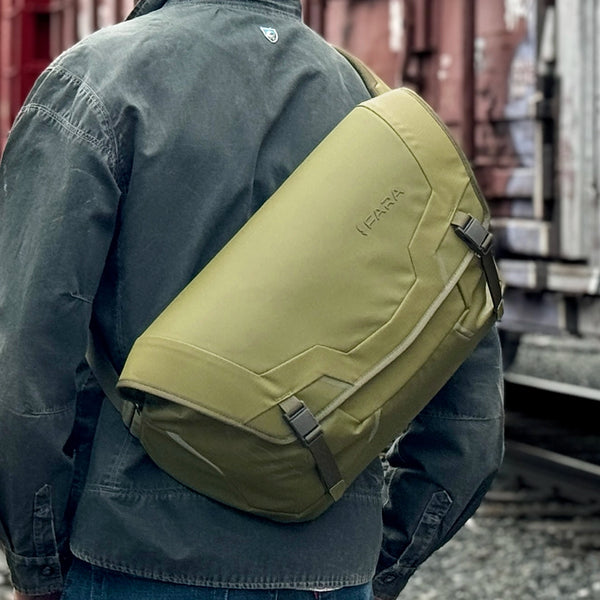 RĀVEN 16L Messenger